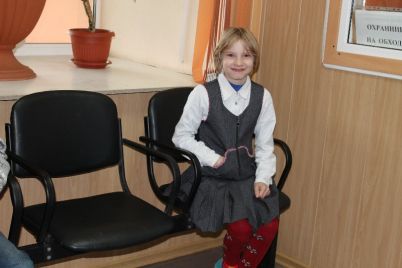 Новые парты и стулья в Чернцкой школе